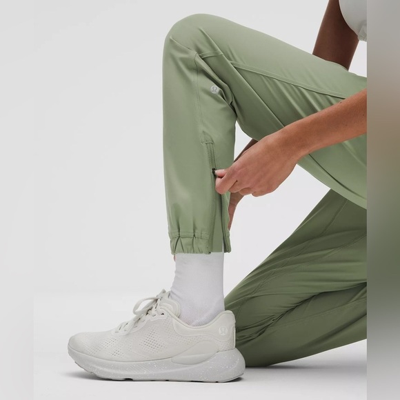 Lululemon Adapted State High-Rise Jogger - Desert Green, Size 2 - Picture 10 of 10